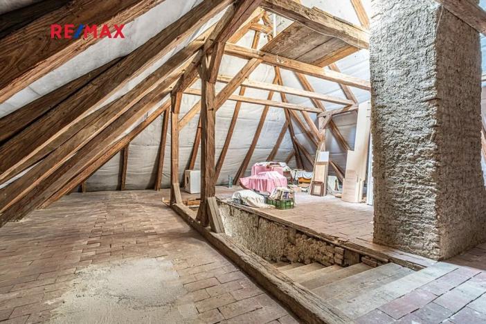 Prodej rodinného domu, Včelákov, 358 m2