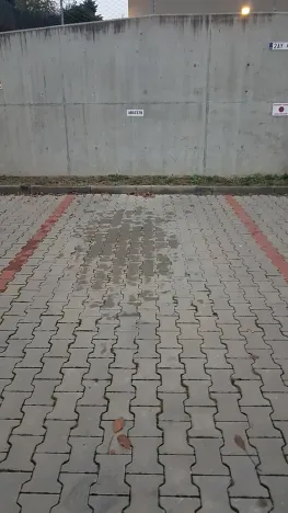 Pronájem garážového stání, Brno, Pastviny, 18 m2