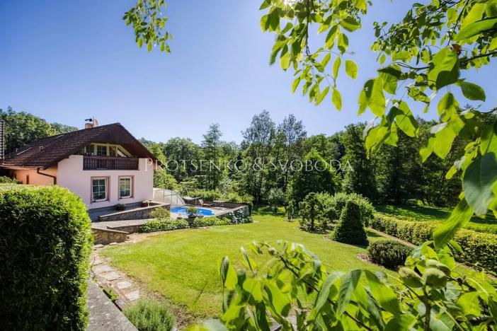 Prodej rodinného domu, Ledečko, 257 m2