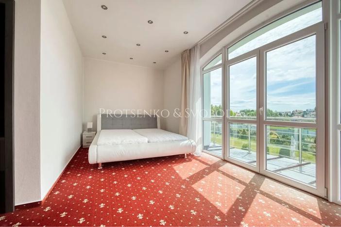 Prodej rodinného domu, Rosovice, 900 m2