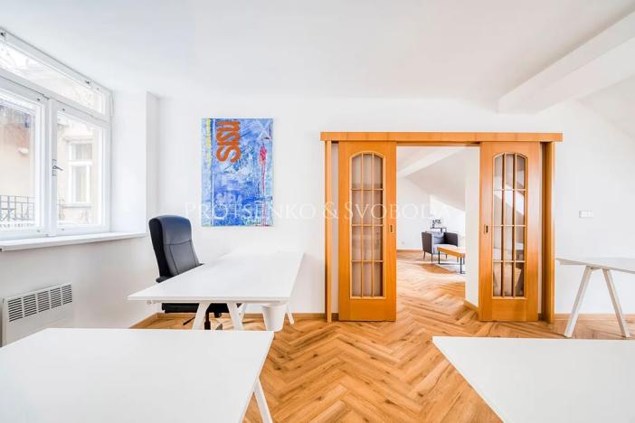 Pronájem kanceláře, Praha - Staré Město, Ovocný trh, 81 m2