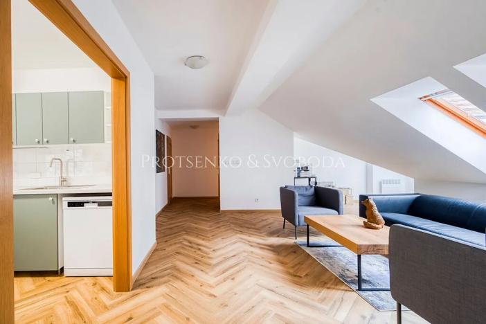 Pronájem bytu 2+kk, Praha - Staré Město, Ovocný trh, 81 m2