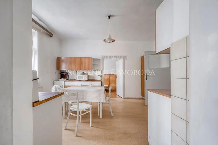 Prodej vily, České Budějovice, Lidická tř., 652 m2