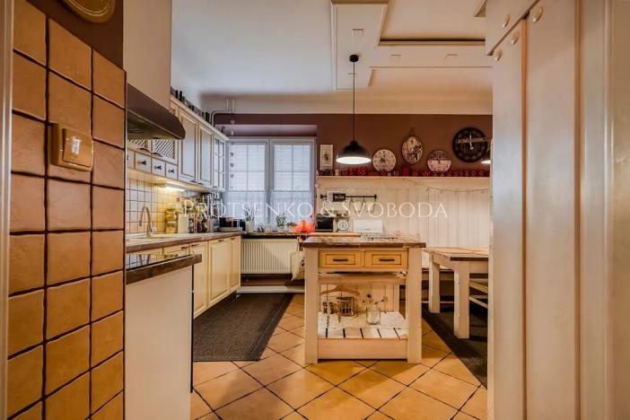 Prodej rodinného domu, Suchdol nad Lužnicí, Pražská, 180 m2