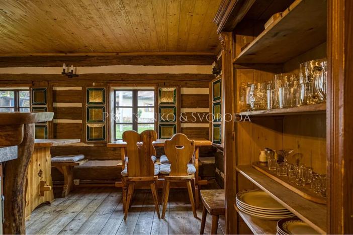 Prodej vícegeneračního domu, Dalečín, 536 m2