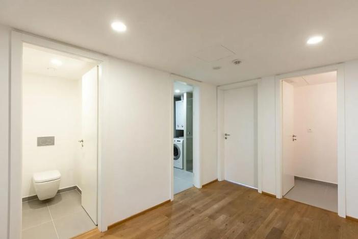 Pronájem bytu 3+kk, Praha - Bubeneč, Sochařská, 75 m2