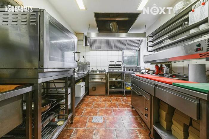 Prodej restaurace, Račice-Pístovice, 304 m2