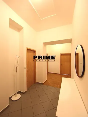 Pronájem bytu 3+kk, Praha - Smíchov, Zborovská, 76 m2