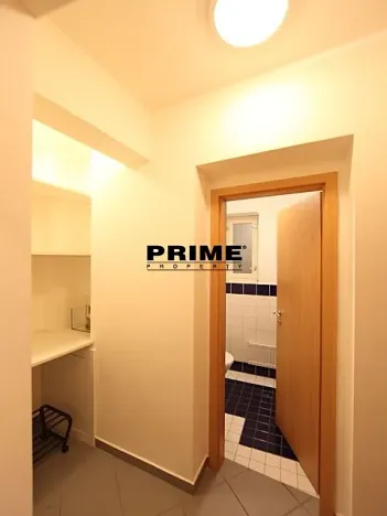 Pronájem bytu 3+kk, Praha - Smíchov, Zborovská, 76 m2