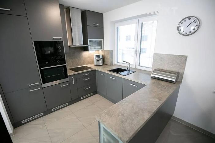 Prodej rodinného domu, Zlín, Karmínová, 122 m2