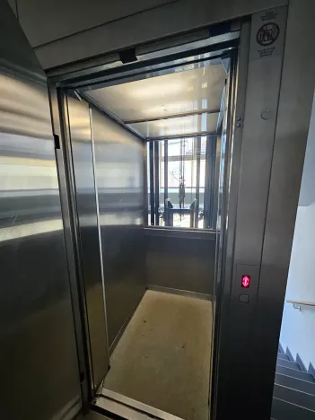 Pronájem bytu 3+1, Praha - Vršovice, Rostovská, 75 m2