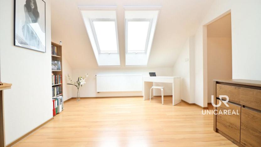 Prodej bytu 3+kk, Velešovice, 71 m2