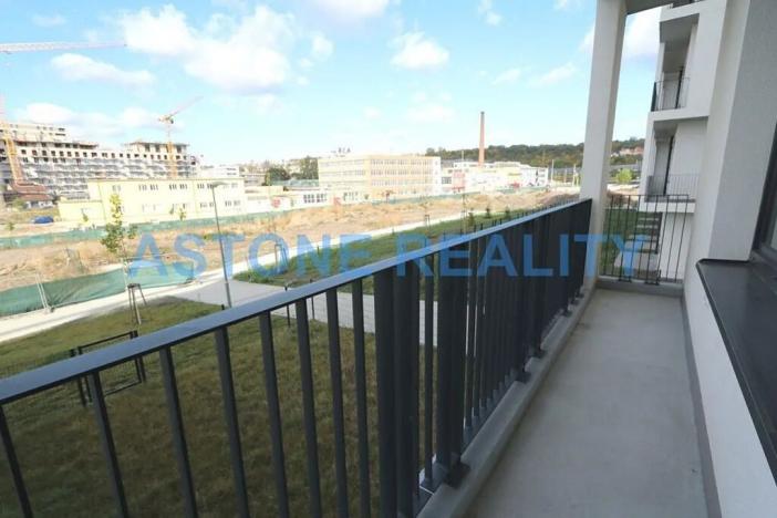 Pronájem bytu 2+kk, Praha - Vysočany, Smržových, 61 m2