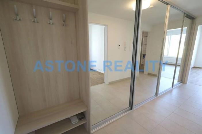 Pronájem bytu 2+kk, Praha - Vysočany, Smržových, 61 m2