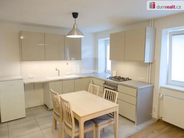 Pronájem bytu 1+1, Kladno, Amálská, 30 m2