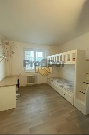 Prodej bytu 3+1, Kopřivnice, Obránců míru, 65 m2