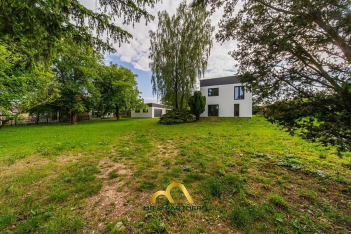 Prodej komerční nemovitosti, Doubravička, 195 m2