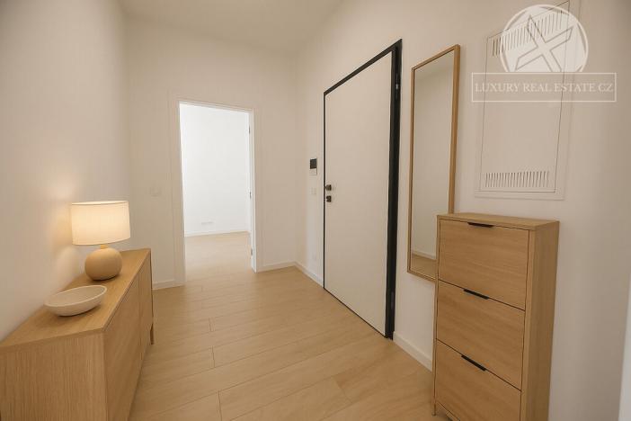 Prodej bytu 3+kk, Praha - Vysočany, Na výběžku, 74 m2