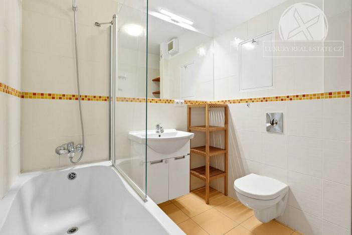 Prodej bytu 2+kk, Praha - Malešice, Univerzitní, 50 m2