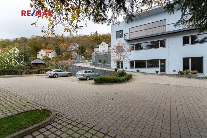 Pronájem kanceláře, Praha - Hodkovičky, Pod kopcem, 364 m2