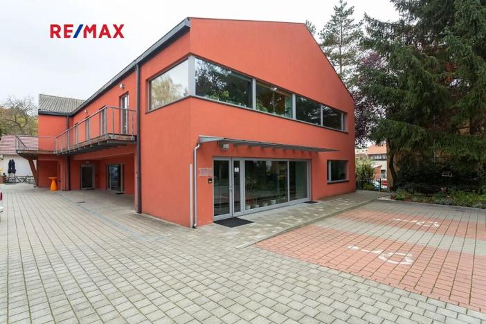 Pronájem kanceláře, Praha - Hodkovičky, Pod kopcem, 700 m2