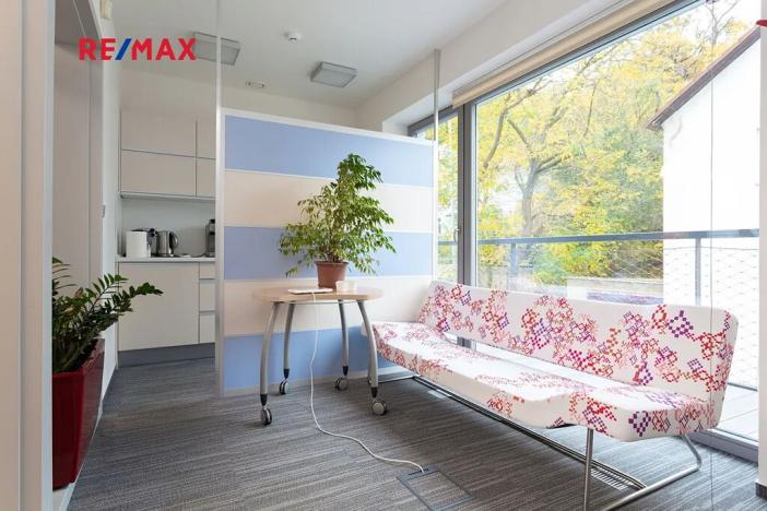 Pronájem kanceláře, Praha - Hodkovičky, Pod kopcem, 117 m2