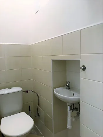 Pronájem bytu 1+kk, Praha, Slezská, 30 m2