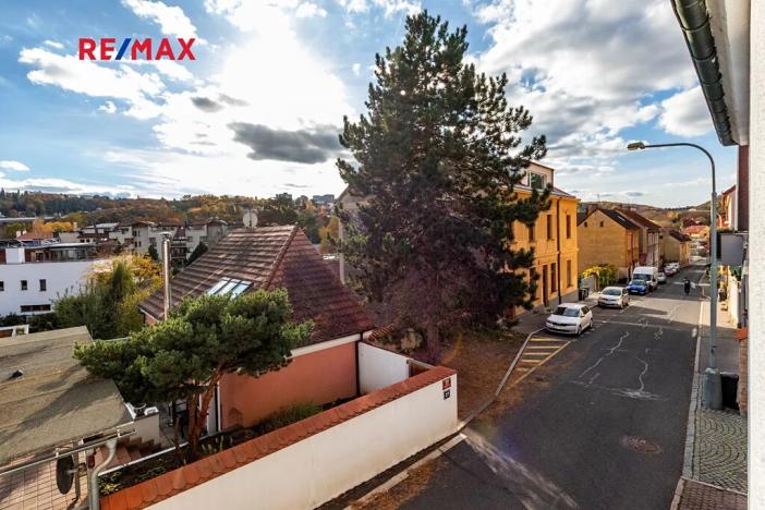 Prodej bytu 1+kk, Praha - Hlubočepy, Pod Žvahovem, 17 m2