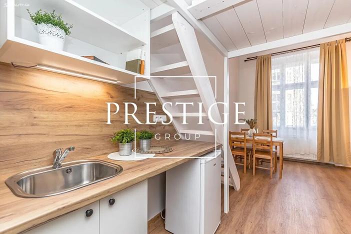 Pronájem bytu 2+kk, Praha - Vyšehrad, Vratislavova, 39 m2