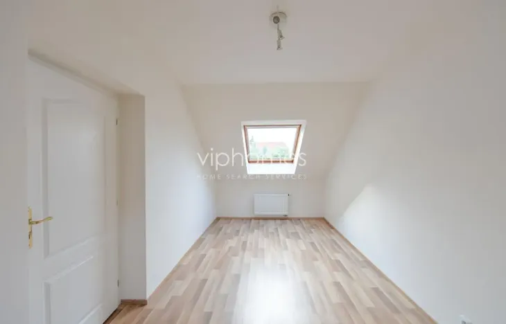 Pronájem rodinného domu, Praha - Nebušice, V oblouku, 212 m2