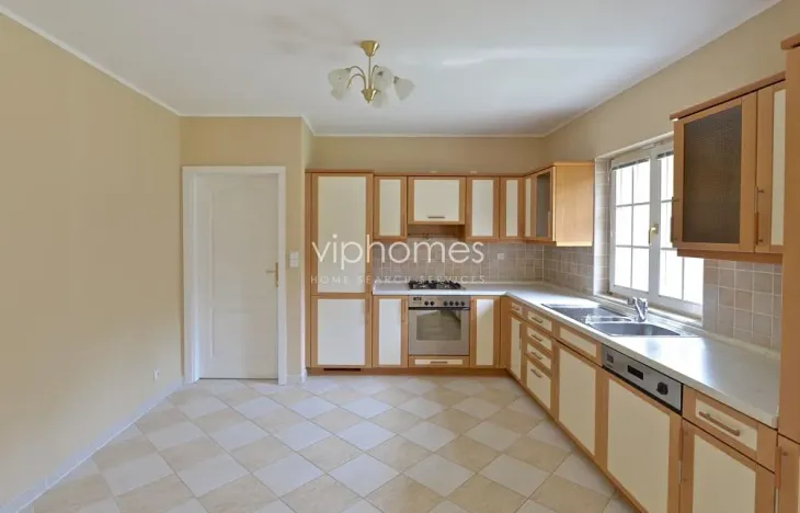 Pronájem vily, Praha - Nebušice, K vinicím, 288 m2