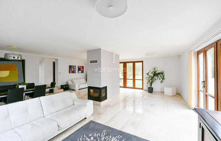 Pronájem vily, Choteč, 190 m2