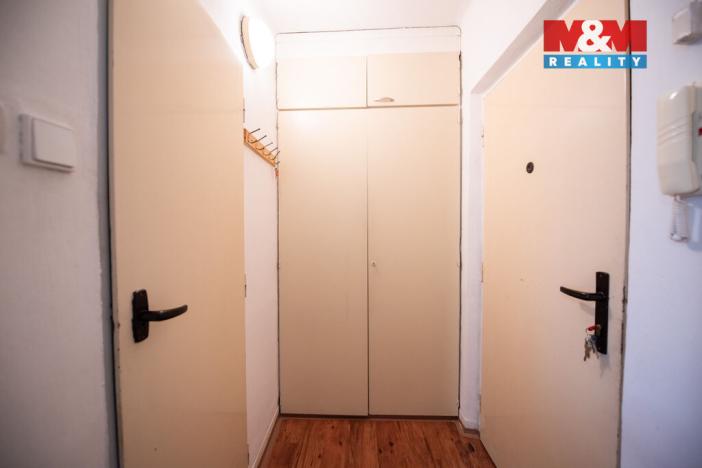 Pronájem bytu 1+kk, Dvůr Králové nad Labem, Macharova, 26 m2