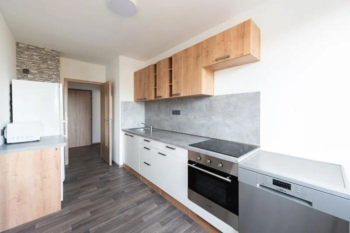 Pronájem bytu 2+1, Praha - Modřany, Poljanovova, 56 m2