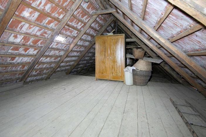 Prodej rodinného domu, Hlince, 61 m2