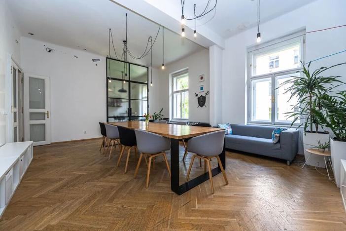 Pronájem kanceláře, Praha - Vinohrady, Mánesova, 261 m2