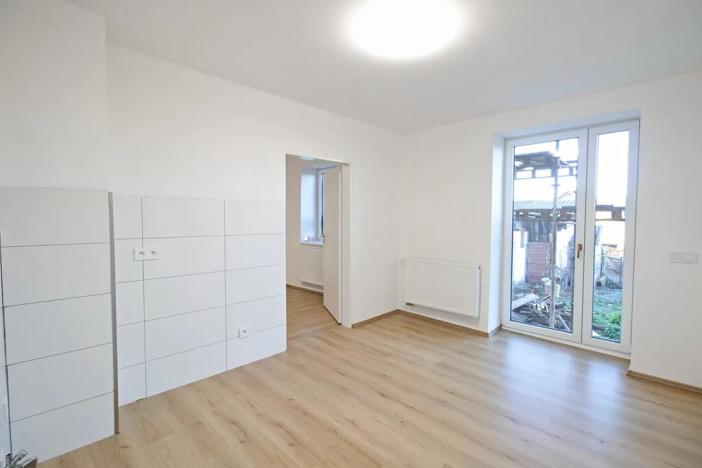 Prodej bytu 3+1, Horšovský Týn, Pionýrů, 87 m2