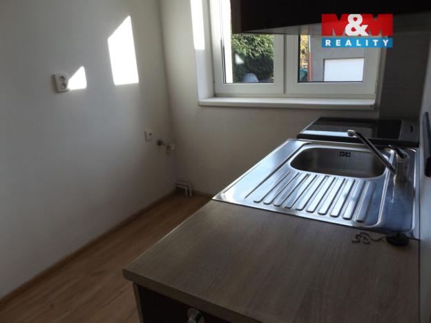 Pronájem bytu 1+1, Petřvald, Ostravská, 28 m2