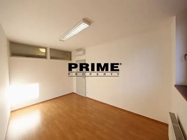 Pronájem kanceláře, Praha - Smíchov, Štefánikova, 83 m2