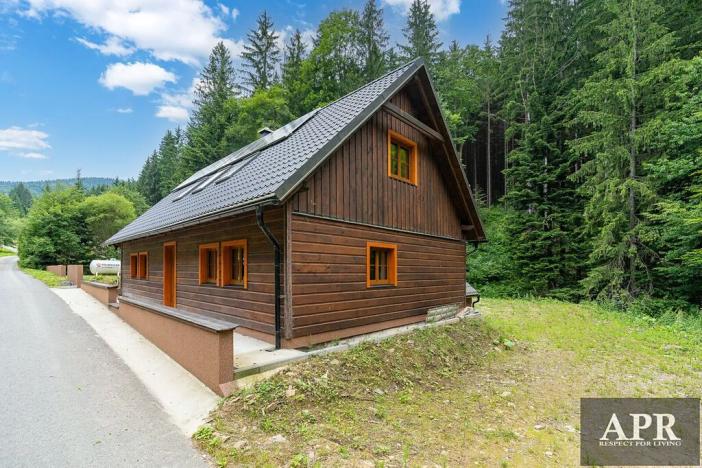 Prodej chalupy, Halenkov, 158 m2