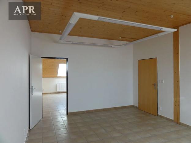 Pronájem kanceláře, Uherský Brod, Naardenská, 44 m2