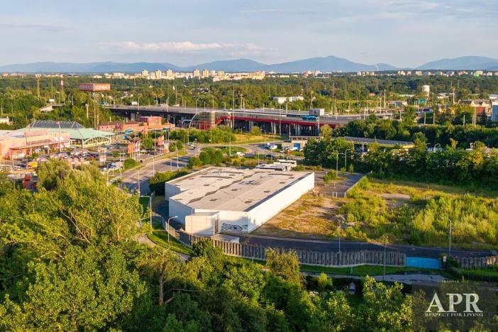 Prodej obchodního prostoru, Ostrava, 19777 m2