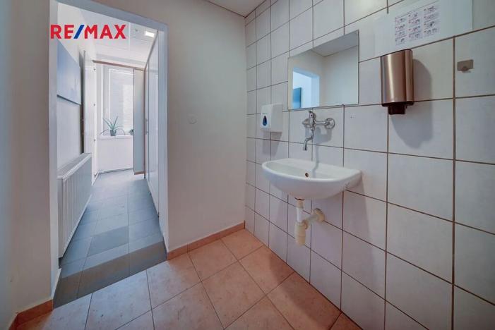 Pronájem kanceláře, Chlumec nad Cidlinou, Rooseveltova, 18 m2