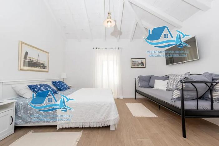 Prodej rodinného domu, Sutomišćica, Chorvatsko, 75 m2