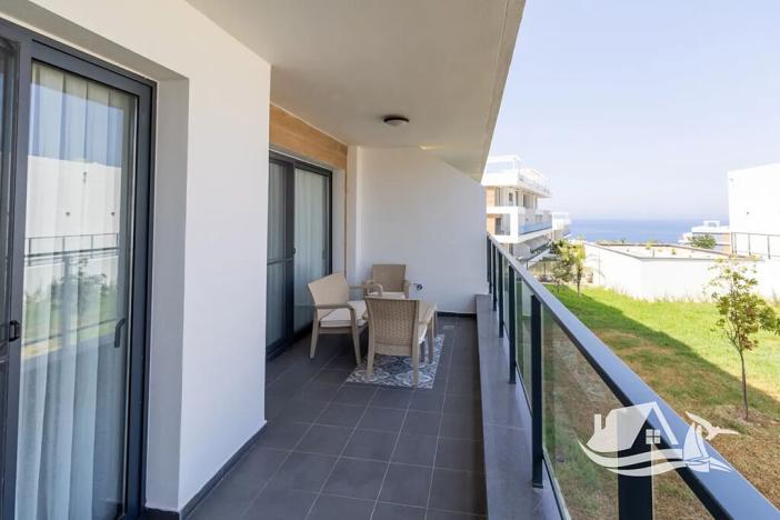 Prodej bytu 2+1, Agios Amvrosios Keryneias, Kypr, 78 m2