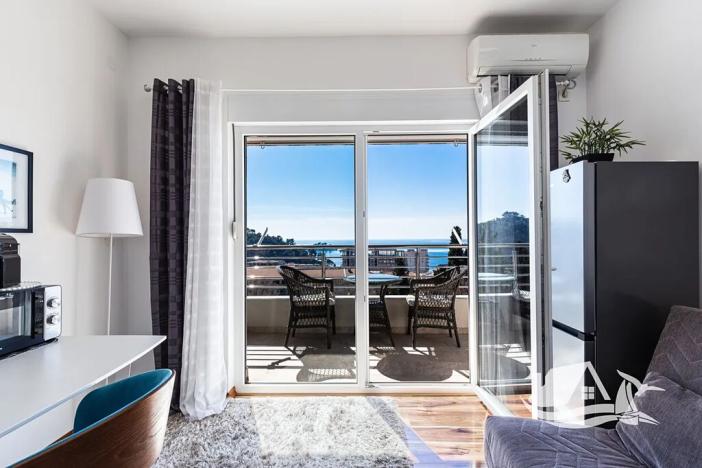 Prodej bytu 3+kk, Petrovac, Černá Hora, 51 m2