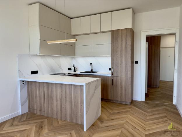 Pronájem bytu 3+kk, Praha - Libeň, Sokolovská, 95 m2