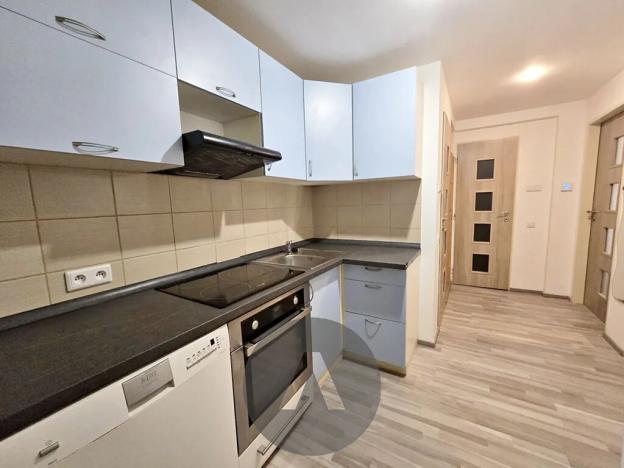 Pronájem bytu 2+1, Praha - Vršovice, Slovinská, 47 m2