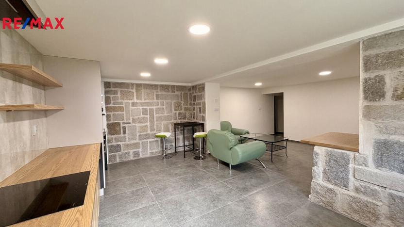 Pronájem bytu 3+kk, Ostrava - Poruba, Záhumenní, 85 m2