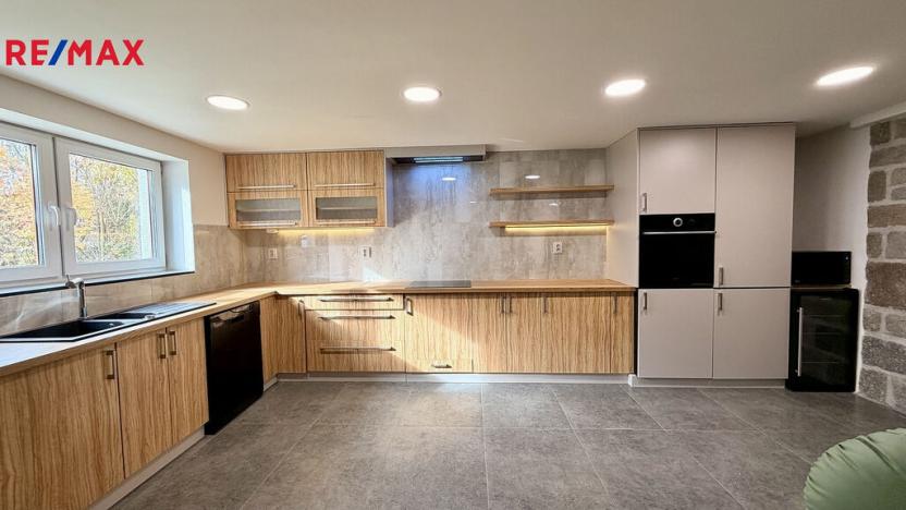 Pronájem bytu 3+kk, Ostrava - Poruba, Záhumenní, 85 m2